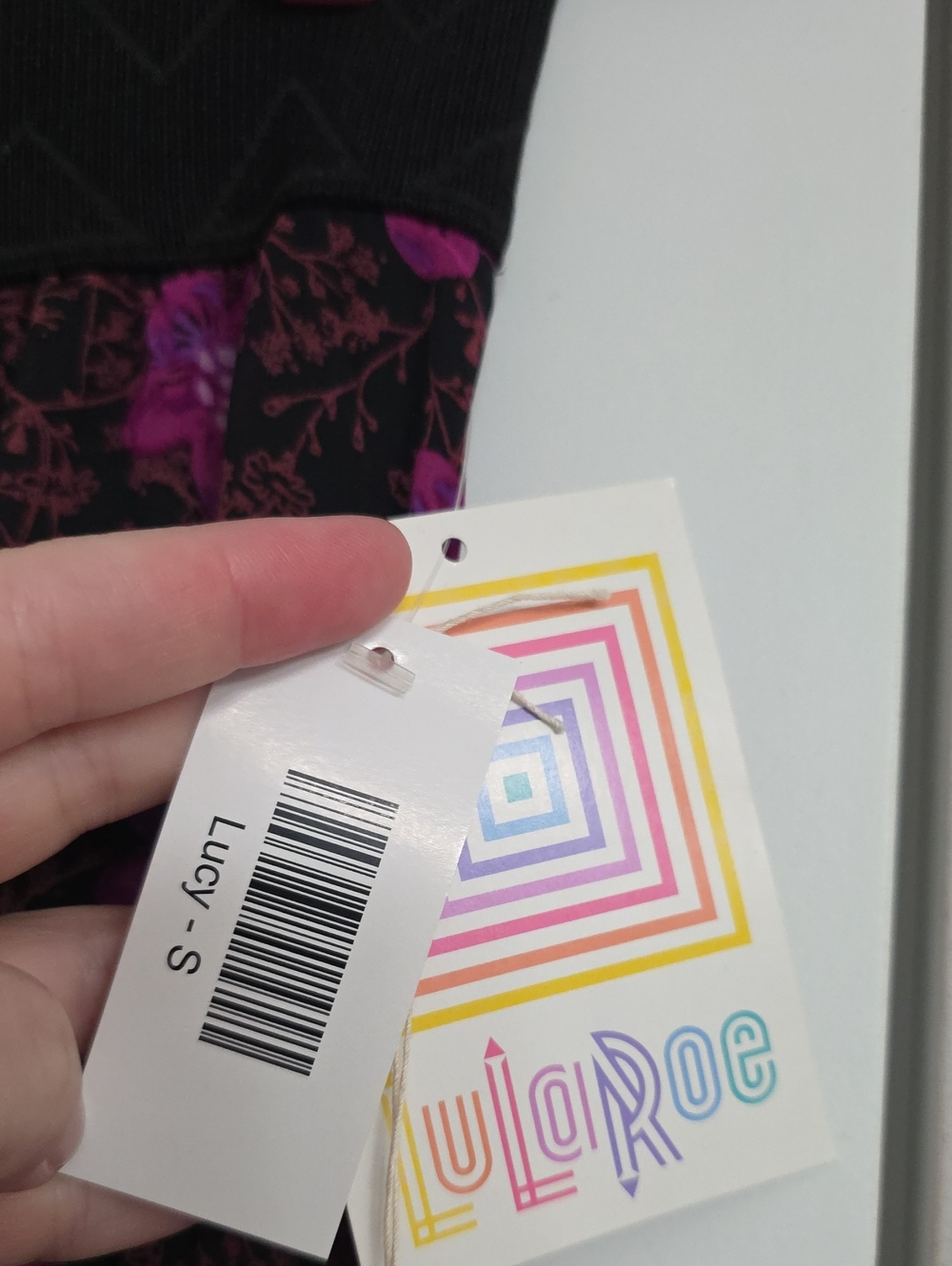 Small LuLaRoe Lucy - Picture 3 of 3